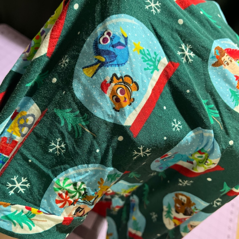 Little Sleepies – Pixar Christmas – Women’s Top Only – XXL - Picture 3 of 3